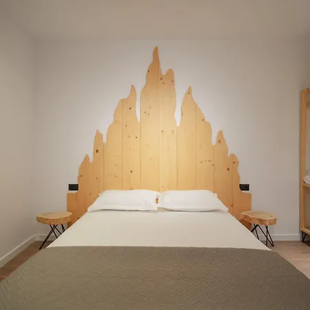 Hotel Albulena &